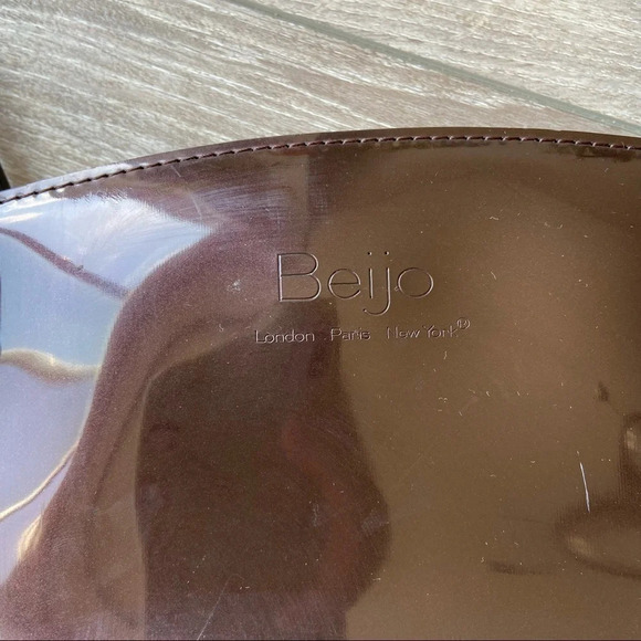 Beijo Over The Moon Patent  Leather Shoulder Bag - Picture 3 of 13